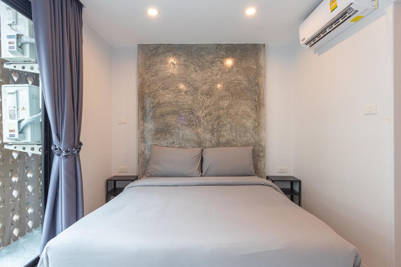 Minimal House Patong (Adults Only) Hostel Exterior photo