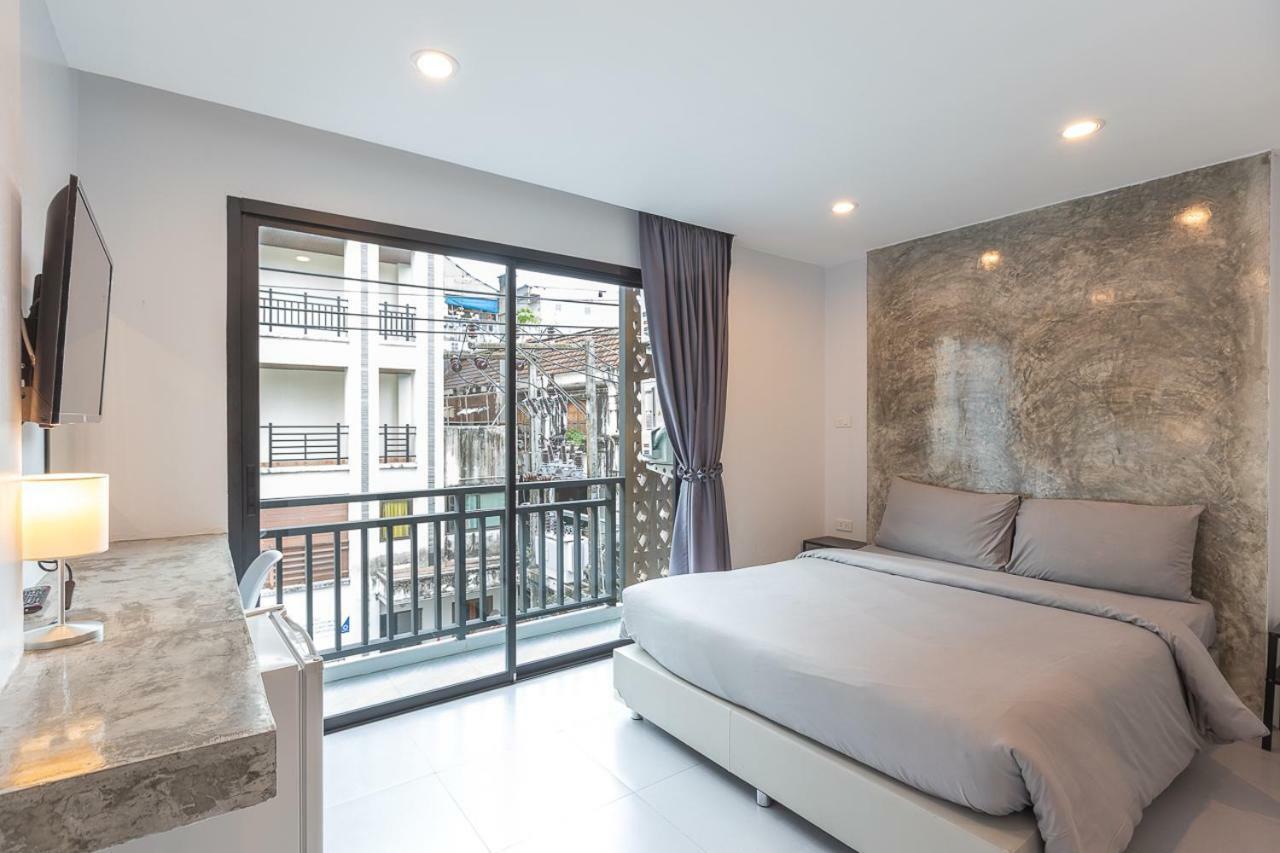 Minimal House Patong (Adults Only) Hostel Exterior photo