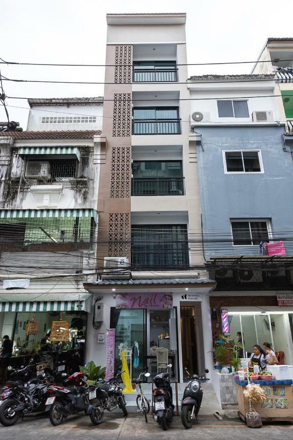 Minimal House Patong (Adults Only) Hostel Exterior photo